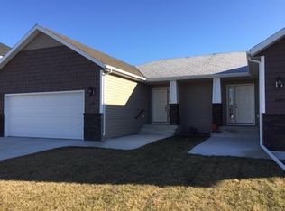 3238 27th St S, Moorhead, MN 56560