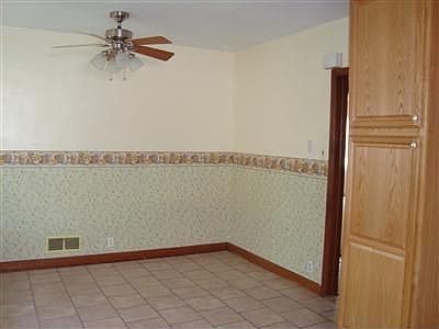 5th image of 306 A Ave E