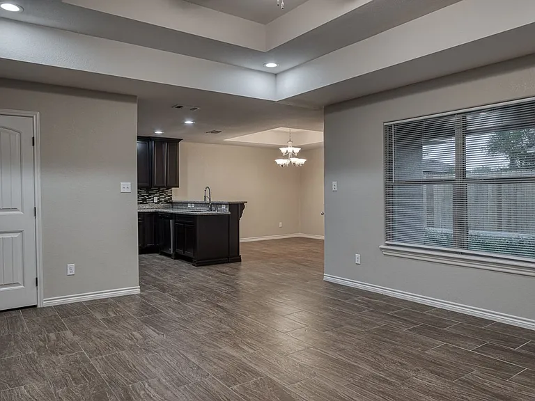 311 Javier Dr — Photo 4