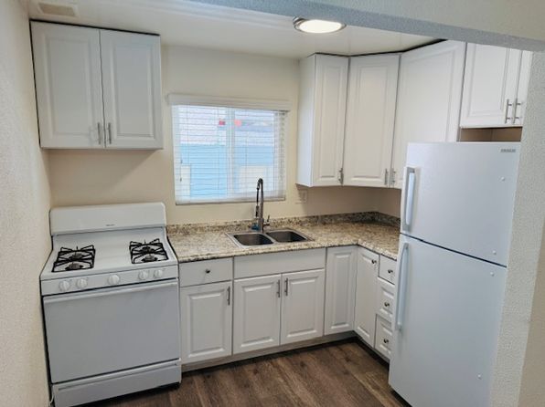 728 E Walnut St UNIT 4