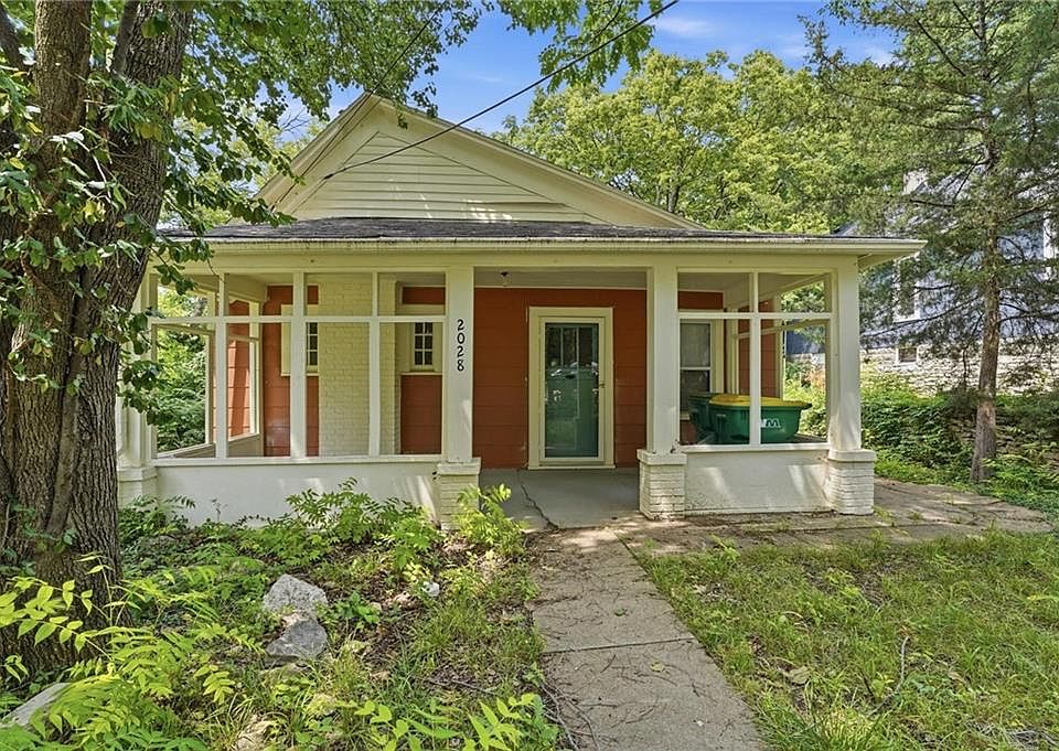 1st image of 2028 Bristow Ave