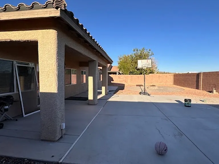 5819 E Badlands Ln — Photo 26