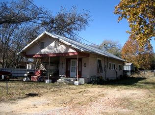 540 S Carruth St, De Leon, TX 76444