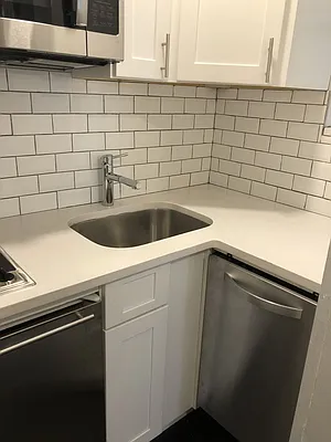 Rented by Sky Management | media 19