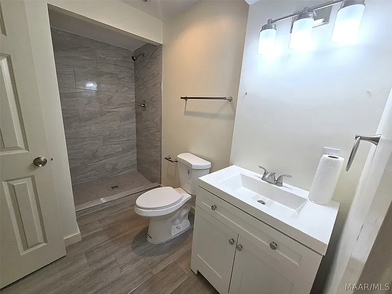 3024 Pelzer Ave — Photo 13