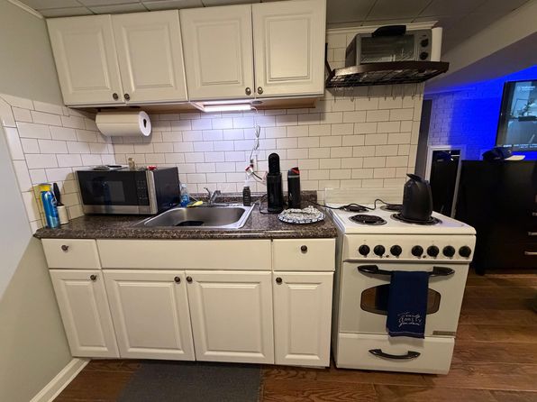 (undisclosed Address)