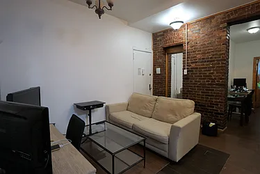 Rented by Best Apartments North Inc