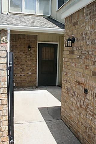 1st image of 2714 Creek Wood Ct