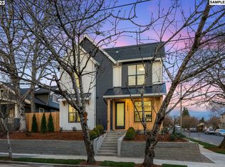3881 SE 28th Ave #1, Portland, OR 97202
