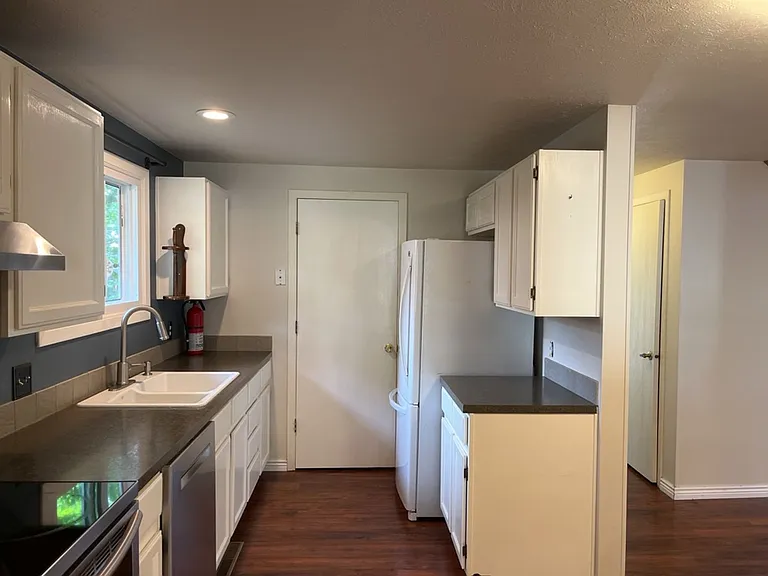 3312 Downing Ct — Photo 8