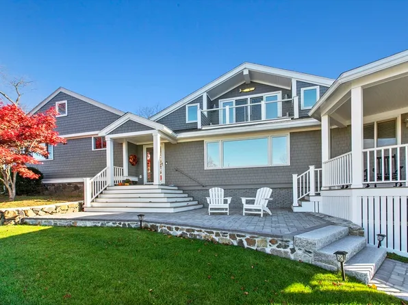 15 Indianhead Cir, Marblehead, MA 01945