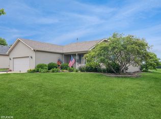 431 W Elian Ct, Maple Park, IL 60151