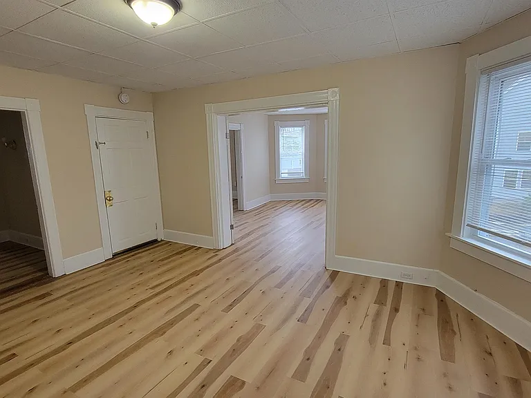 414 Cedar St — Photo 17