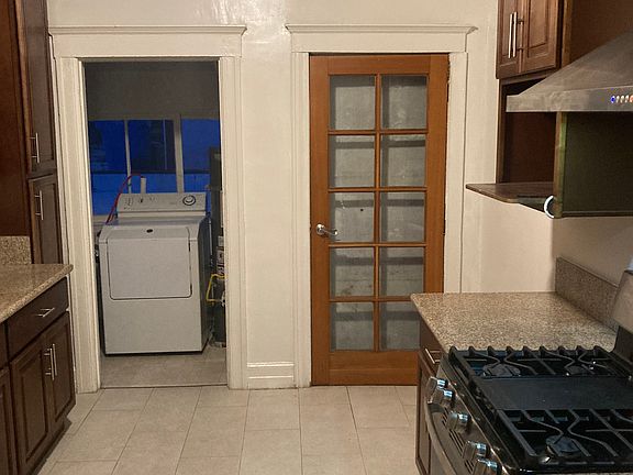 5th image of 2523 Alta St