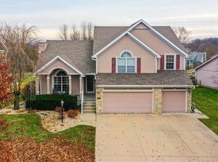4407 Kensington Dr, Saint Joseph, MO 64506