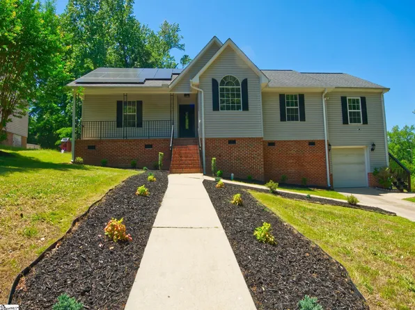 119 Freestone St, Greenville, SC 29605
