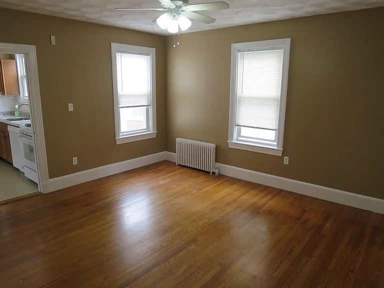 93 Flint St #2A — Photo 9