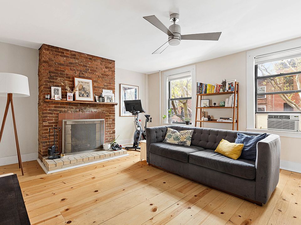 1st image of 43 Douglass St APT 2