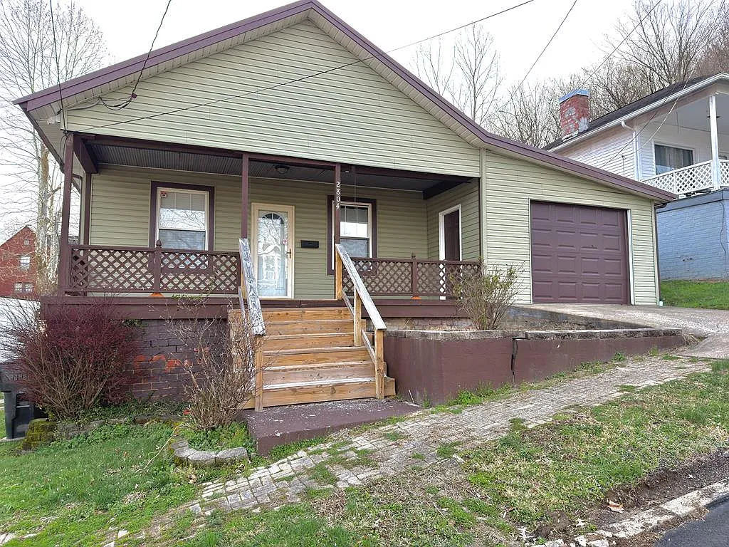 2804 Brant Ave photo 1