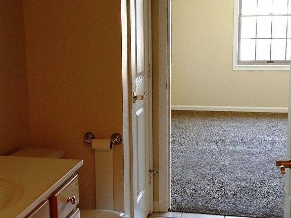 5th image of 9801 Wildwood Ct