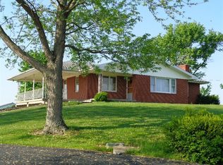 910 Lenoxburg Rd, Falmouth, KY 41040
