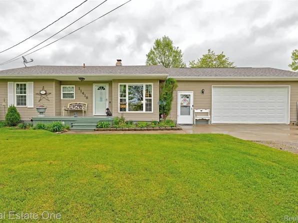 11418 Peterson Rd, Clio, MI 48420