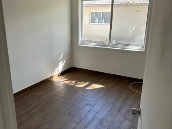 904 NE 12th Ave #1, Pompano Beach, FL 33060