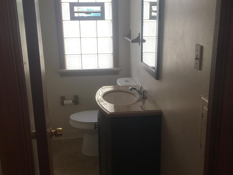 2nd image of 3981 Jo Ann Dr