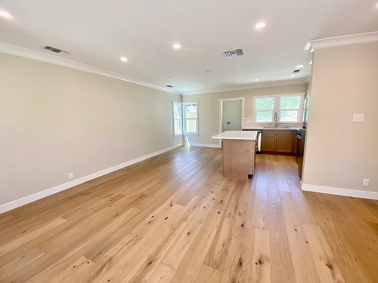 673 Mira Mar Ave — Photo 6