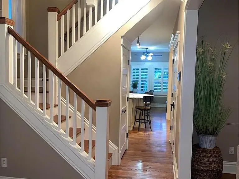 5751 De Giverville Ave — Photo 2
