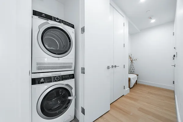 Rented by Key City Capital Inc | media 27