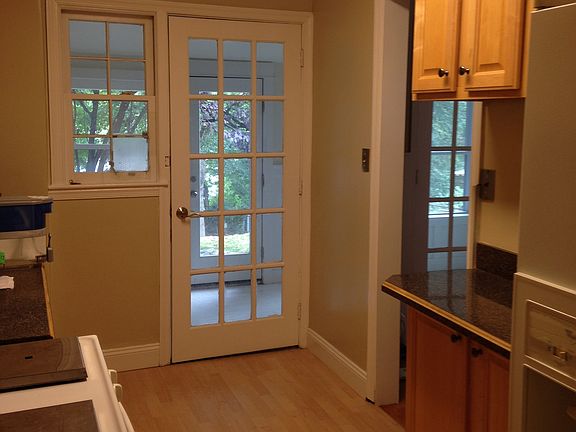 Kitchen flows to family room