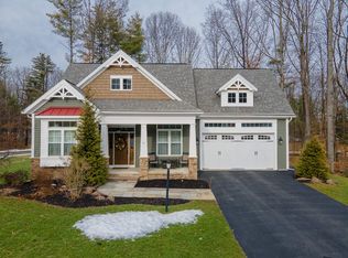 11 Galleon Dr, Malta, NY 12020