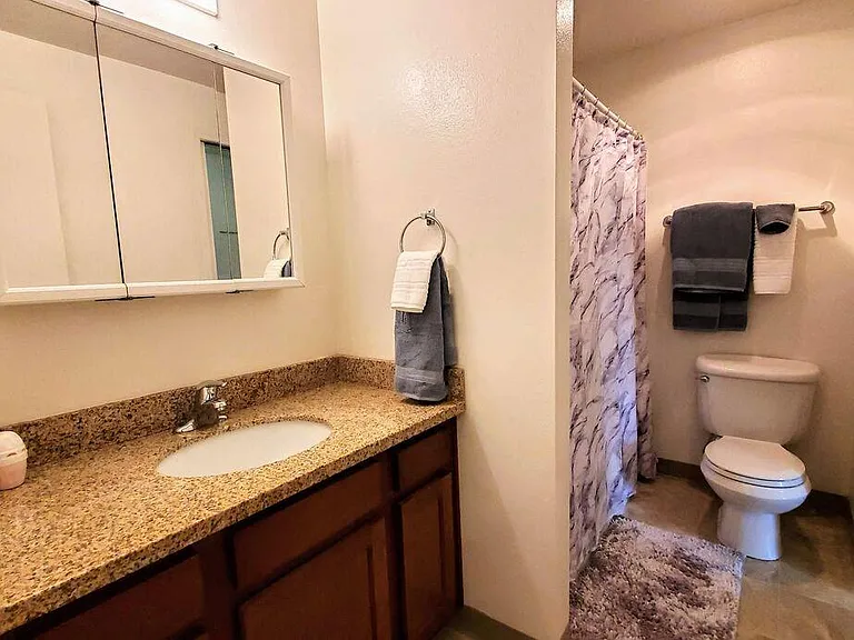 Meadow Ridge Apartments — Photo 9