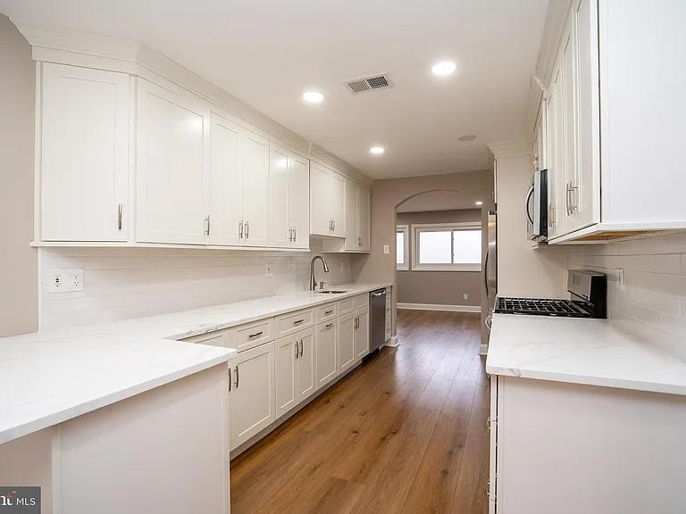 127 Kendall Rd — Photo 13