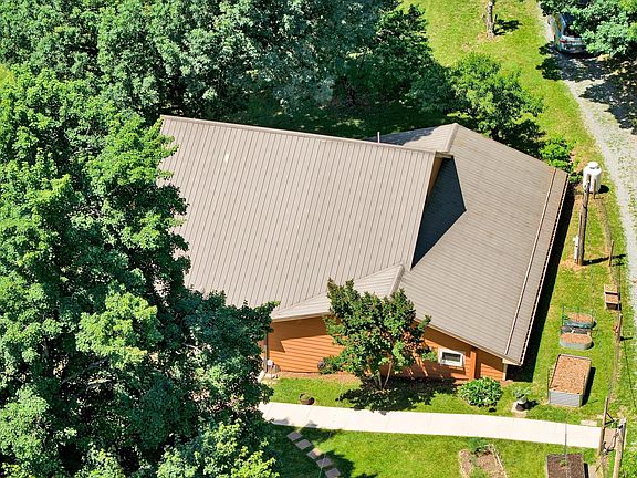 2nd image of 517 Elmer Ln