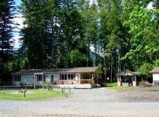 101 Cougar Dr, Packwood, WA 98361