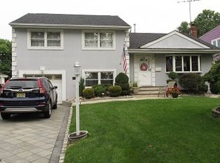 560 Fairway Dr, Union, NJ