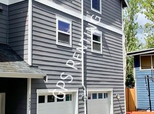 14025 35th Ave NE, Seattle, WA 98125