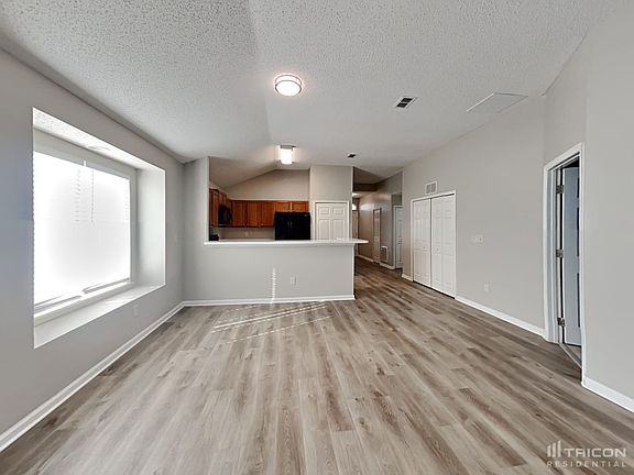 3rd image of 4501 Campus Hills Cir