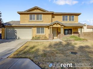 43443 32nd St W, Lancaster, CA 93536
