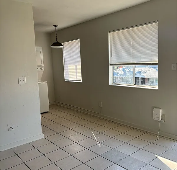 207 Lovelace Dr #8 — Photo 4