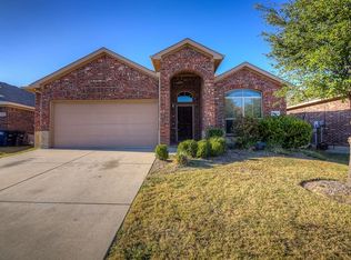 10825 Irish Glen Trl, Haslet, TX 76052