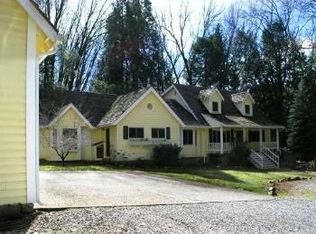 13921 Loma Rica Dr, Grass Valley, CA 95945