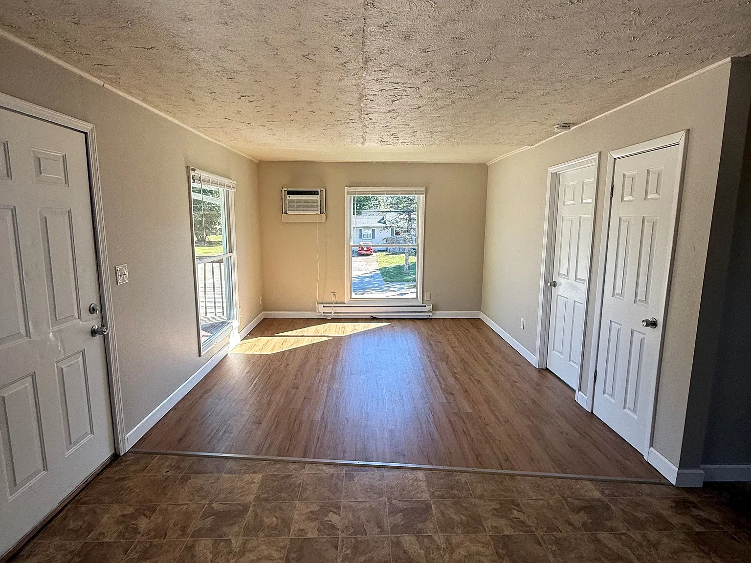 2 bed, $1,150 — Photo 2