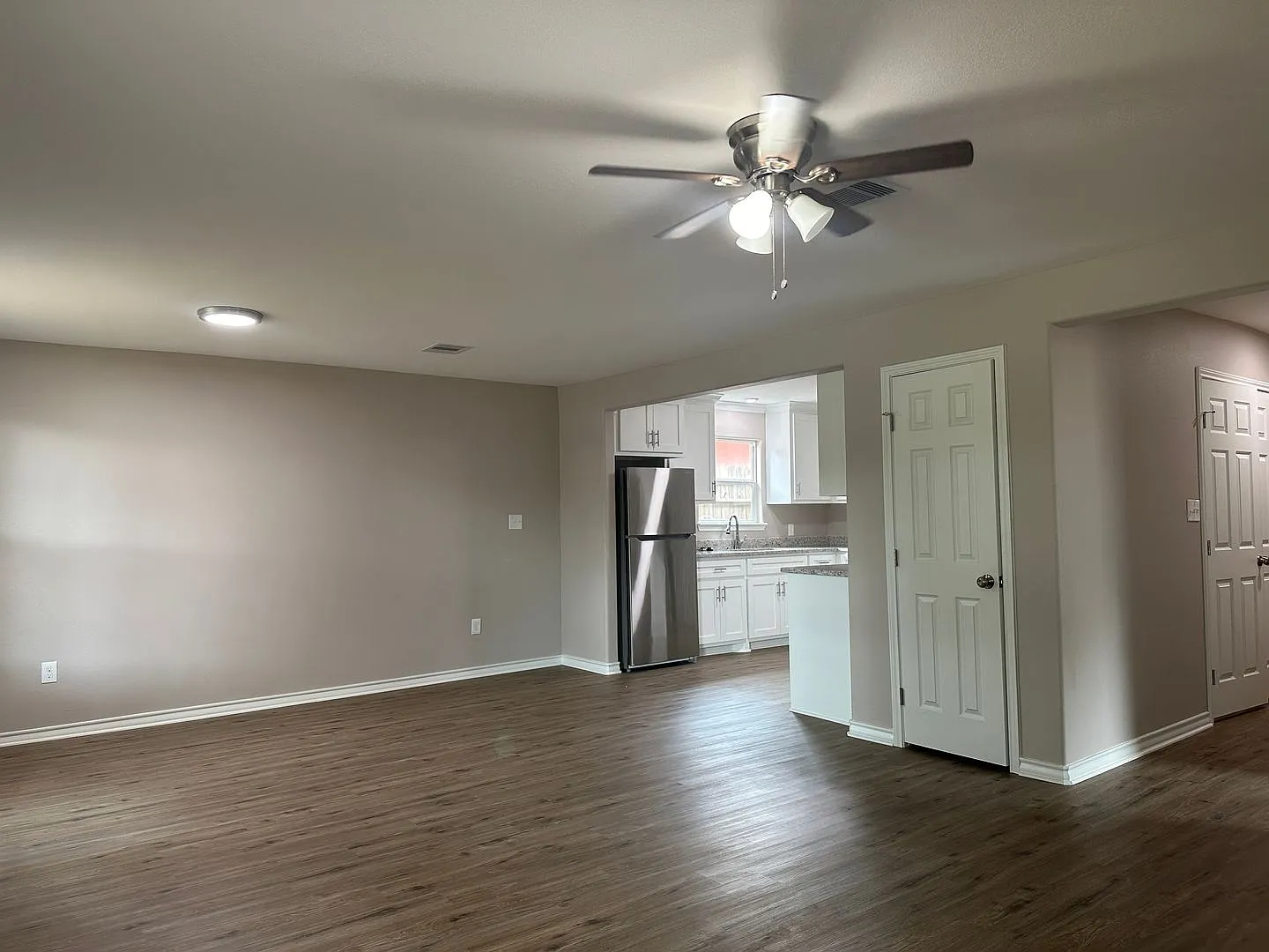 Ready for move in — Photo 4