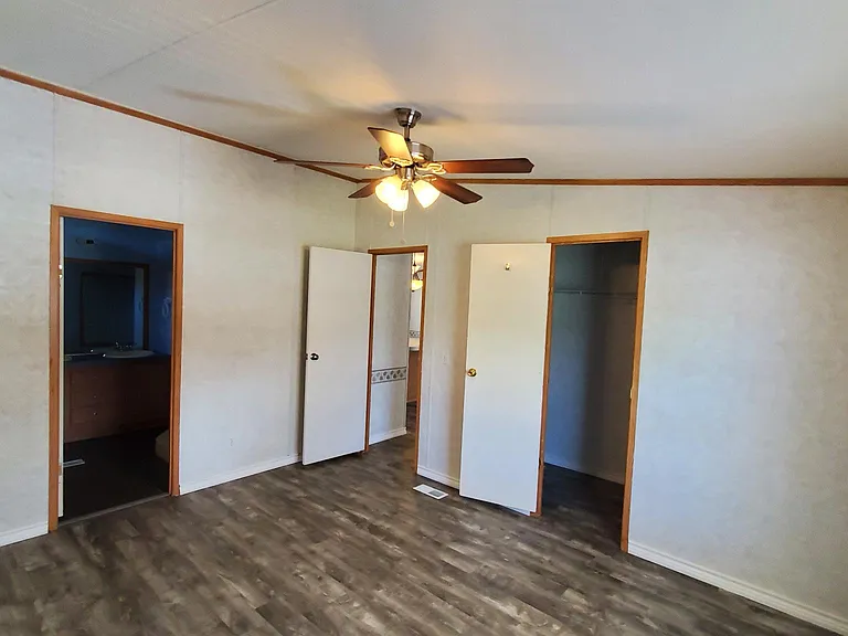 13066 Falling Oak Dr — Photo 4