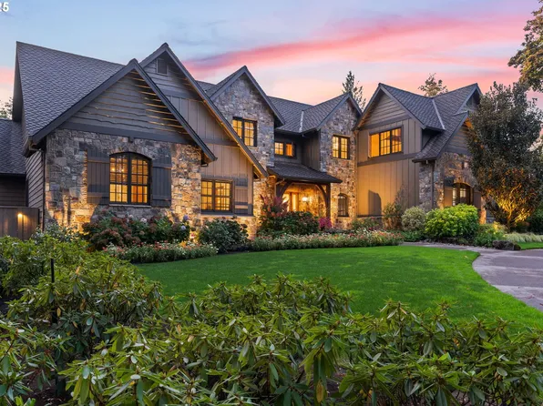 4075 SW Charming Way, Portland, OR 97225