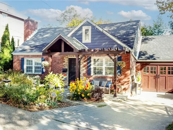 357 Hazel Dr, Pittsburgh, PA 15228