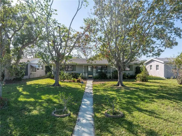 432 43rd Ave NE, Saint Petersburg, FL 33703